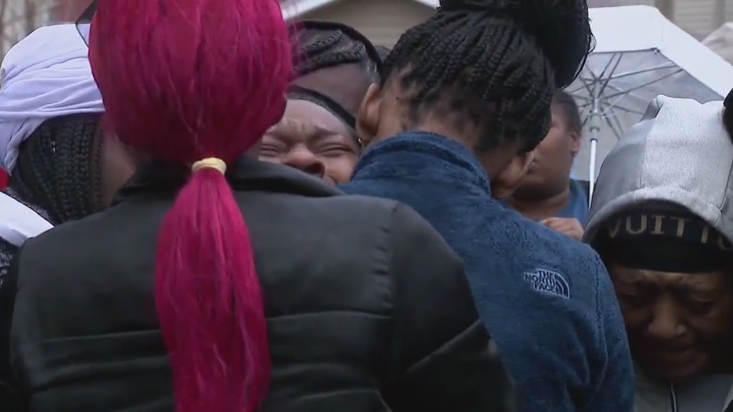 Man charged with homicide in shooting of mother of 8